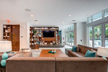 The hub: social lounge